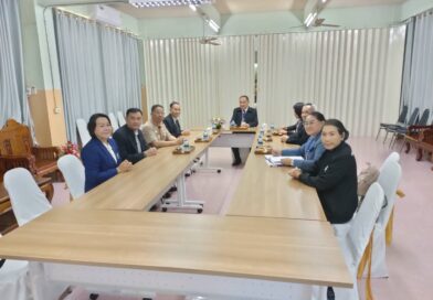 ดร.พลชัย ชุมปัญญา ผอ.สพม.มุกดาหาร พร้อมด้วยคณะ มาเยี่ยมให้กำลังใจในการสอบ O-NET ม.๓