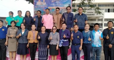 รองอุลิยา ร่วมเปิด “ไทยช่วยไทย ลดภาระ ลดค่าครองชีพ ” ณ ที่ว่าการ อ.คำชะอี